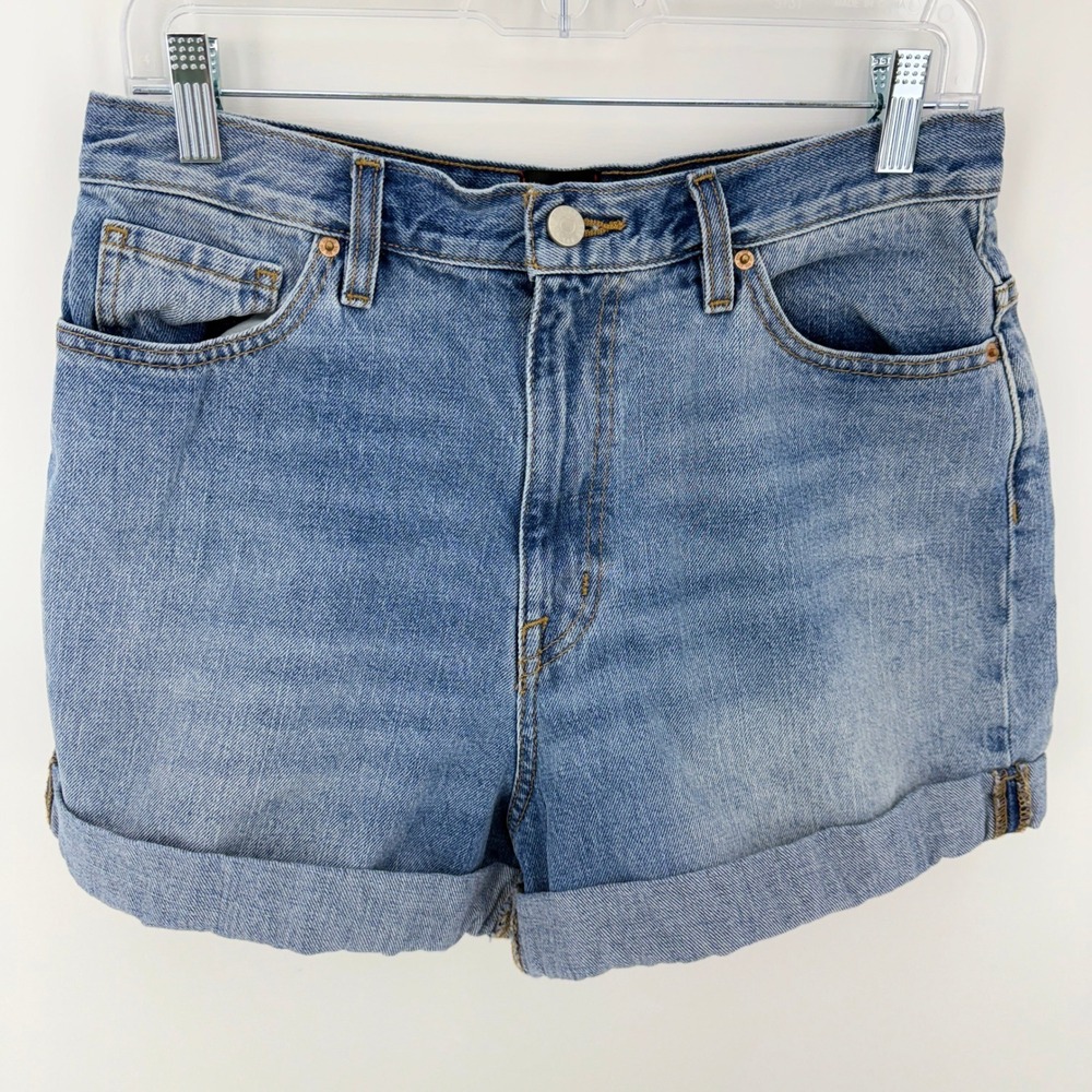 BDG Urban Outfitters Light Wash Mom High-Rise Denim‎ Shorts Size 30